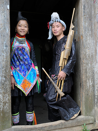 Teens in doorway