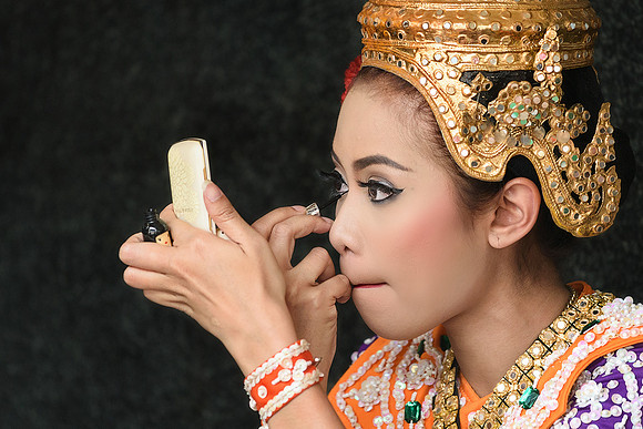 Eye liner