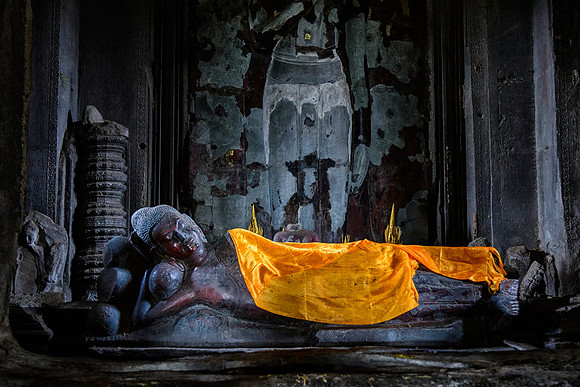 Reclining Buddha