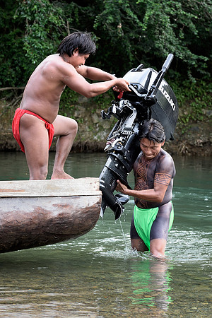 Modern outboard motors