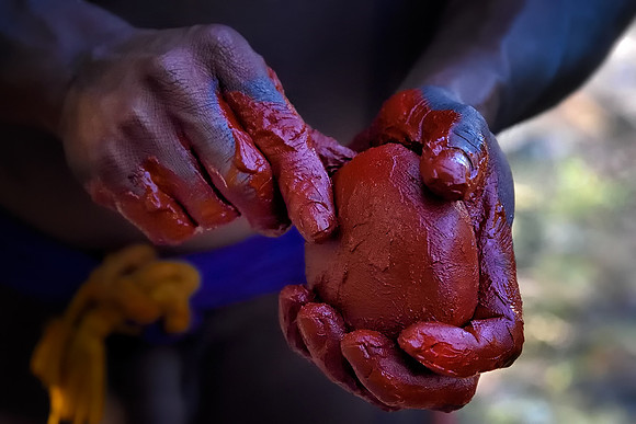 Pasty red dye