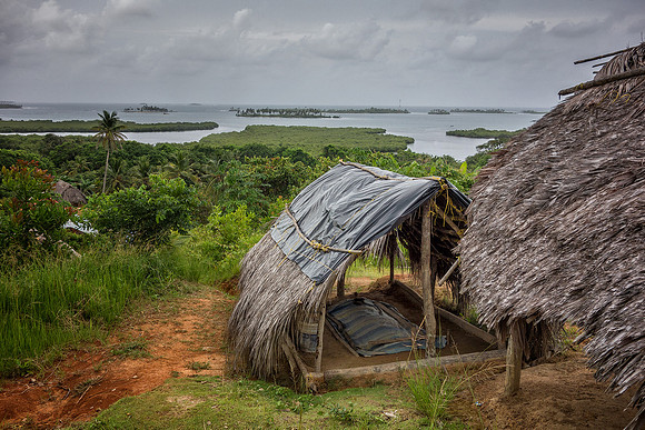 Burial Hut