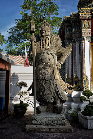 Guardian statue