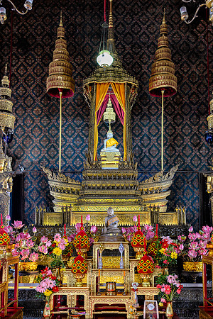 Wat Thepthidaram Luang Por Khao