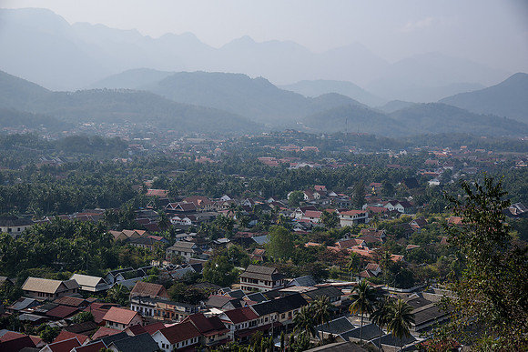 Mount Phou Si views