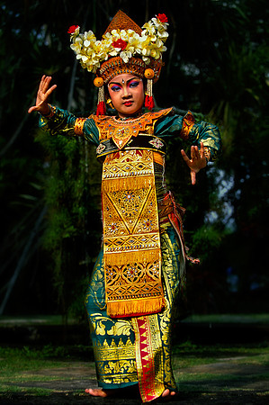 Arma Legong