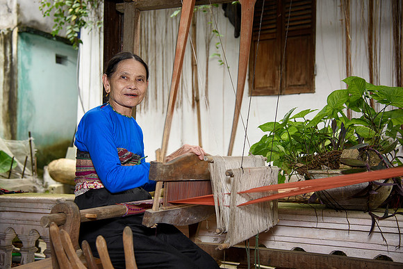 Weaving