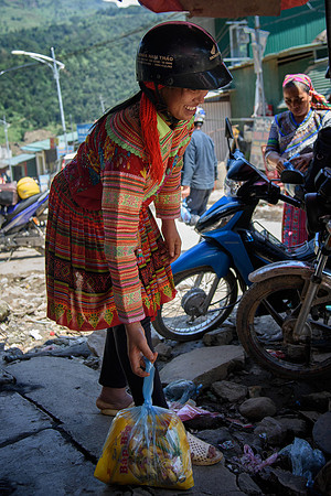 Flower Hmong