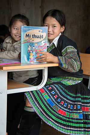 H`mong School Children