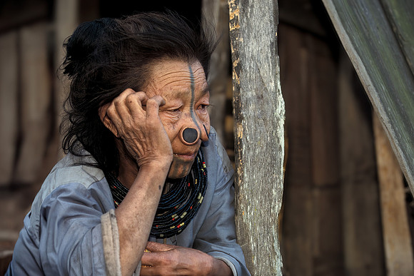 Apatani lady