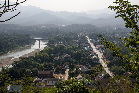 Mount Phou Si views