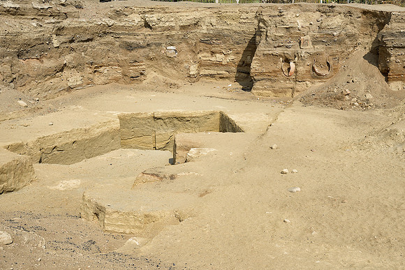 Burial M-U1221