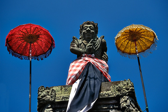 Statue