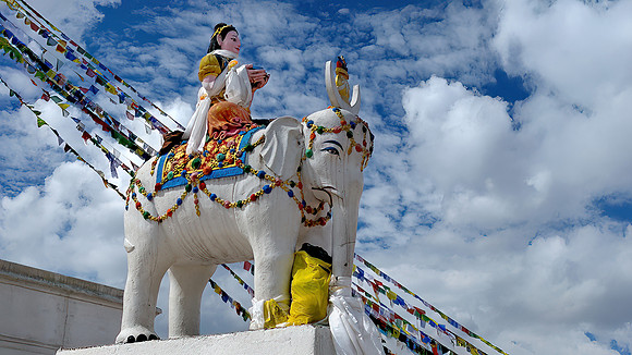 Stupa Guardians