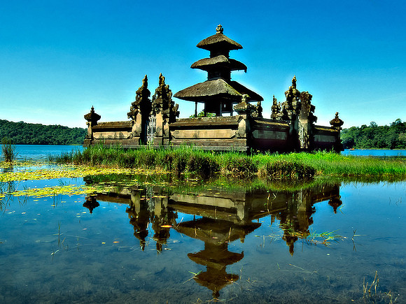 Lake temple