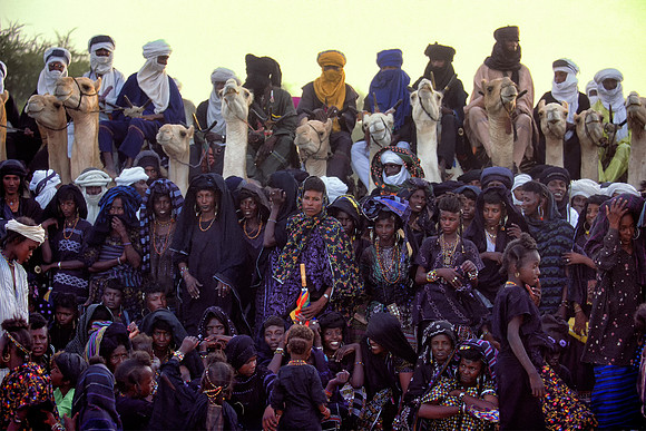 Tuaregs and Wodaabe crowds